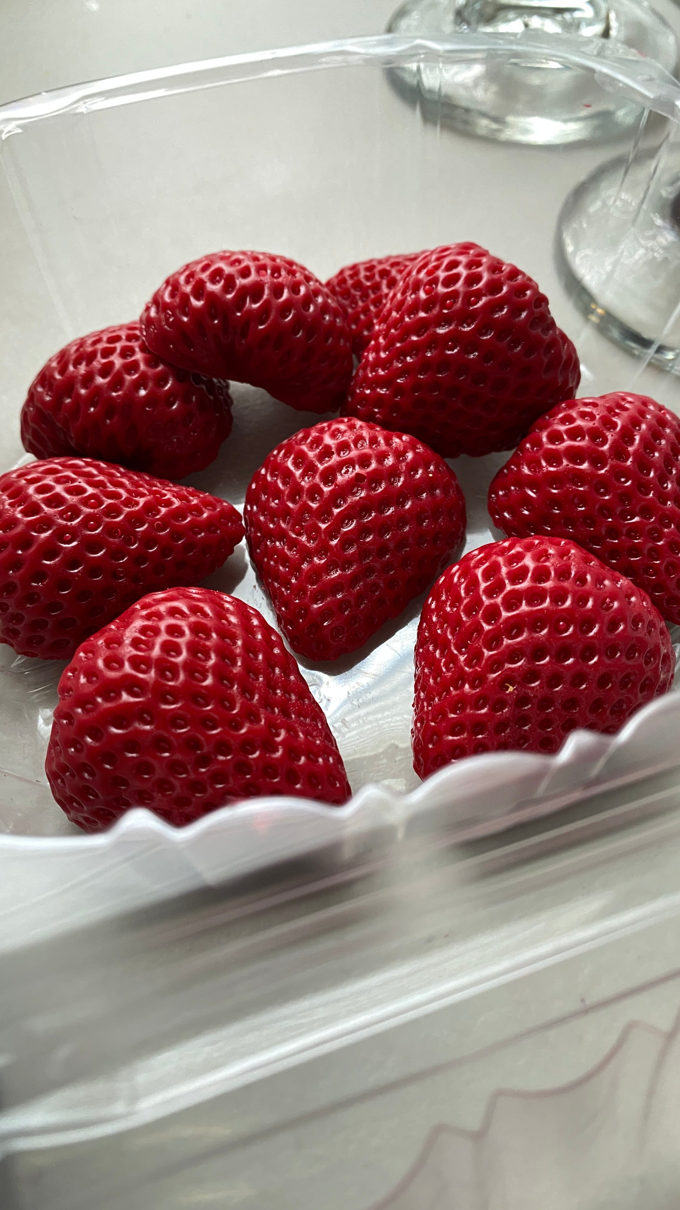 Silicone Mold - 4/12 Large Strawberry halves – The Candle Chef