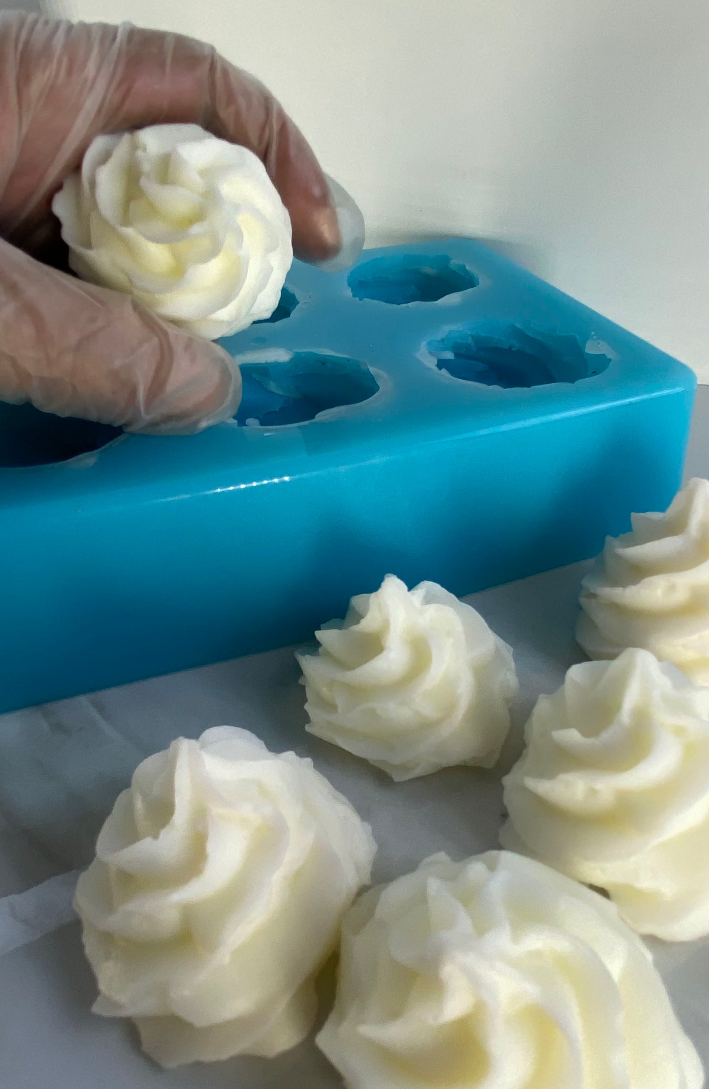 Silicone Mold - Whipped Cream Dollop - 6 Cavity