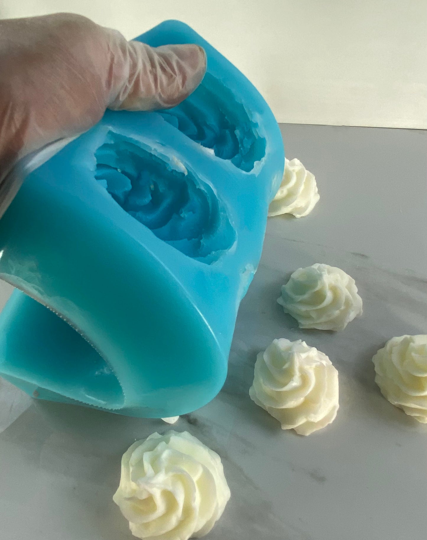 Silicone Mold - Whipped Cream Dollop - 6 Cavity